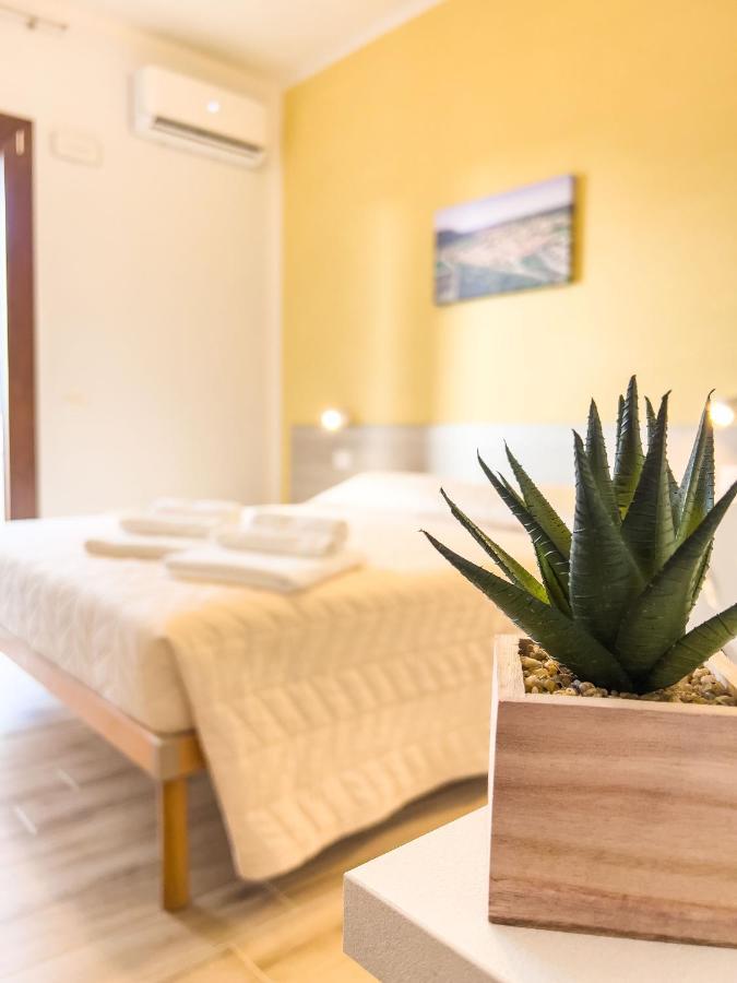 B&B Babbu Meu Bosa Ngoại thất bức ảnh